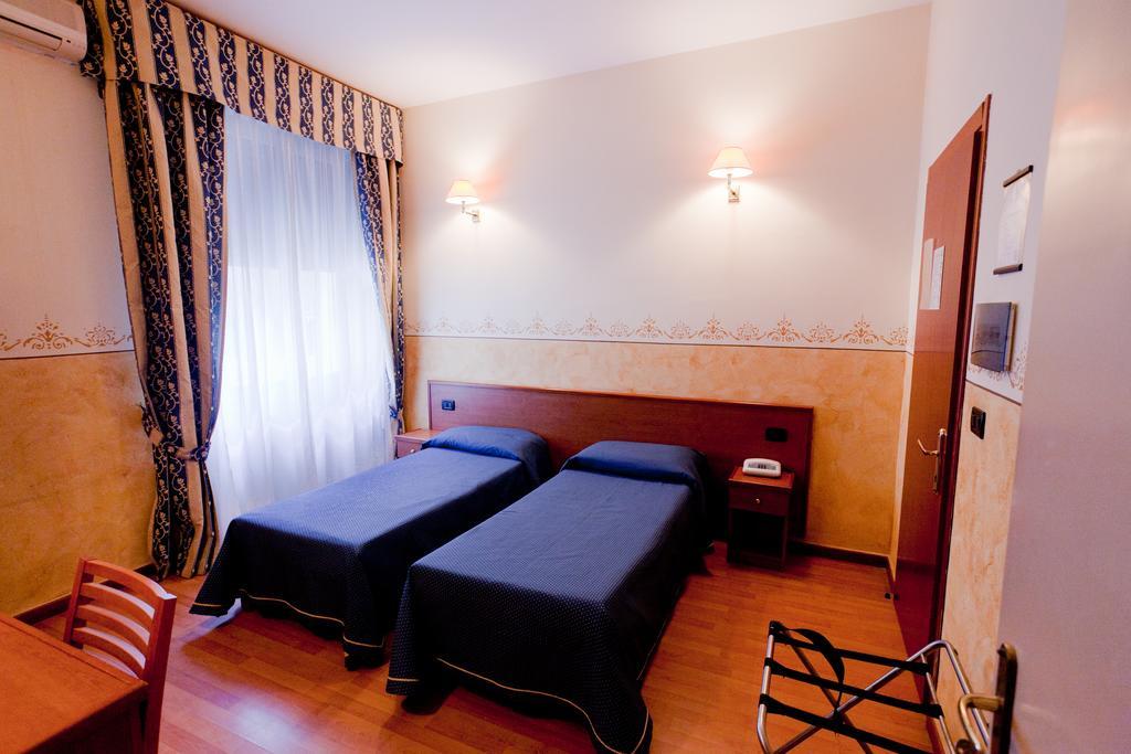 Hotel Lungomare Reggio Calabria Exterior foto