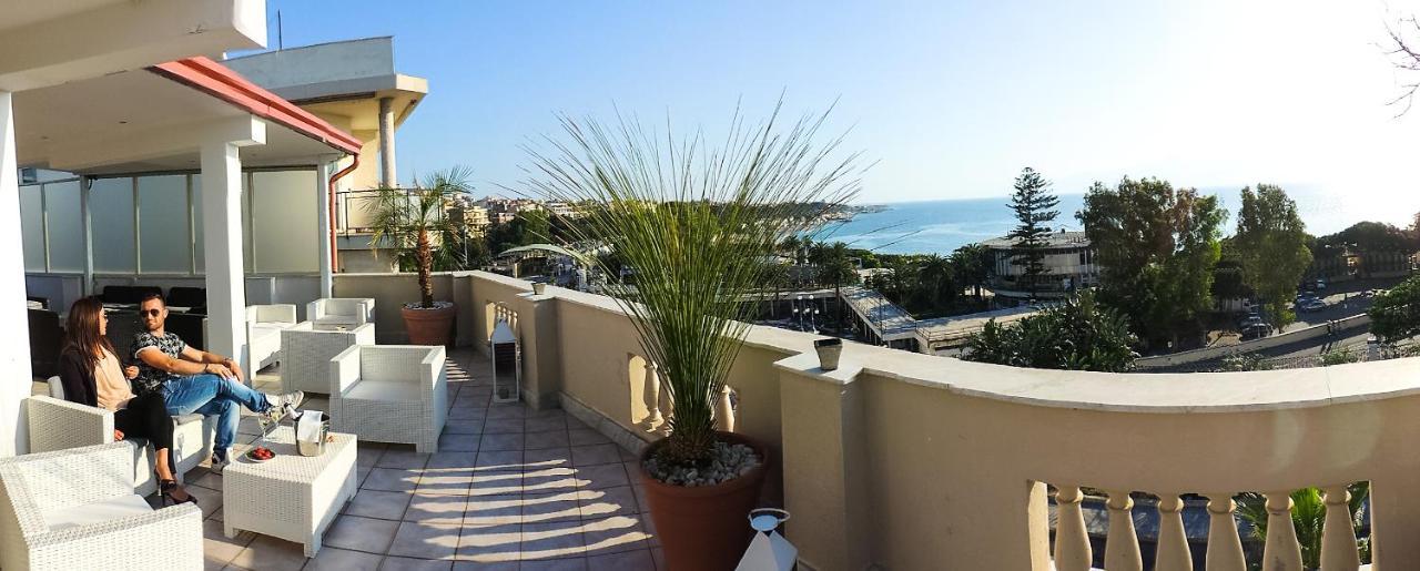 Hotel Lungomare Reggio Calabria Exterior foto