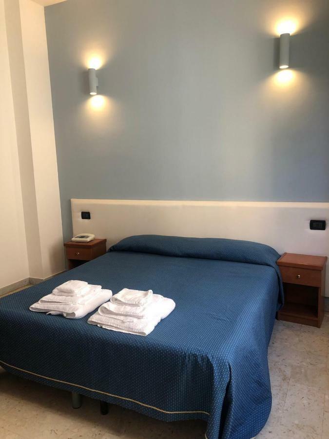 Hotel Lungomare Reggio Calabria Exterior foto